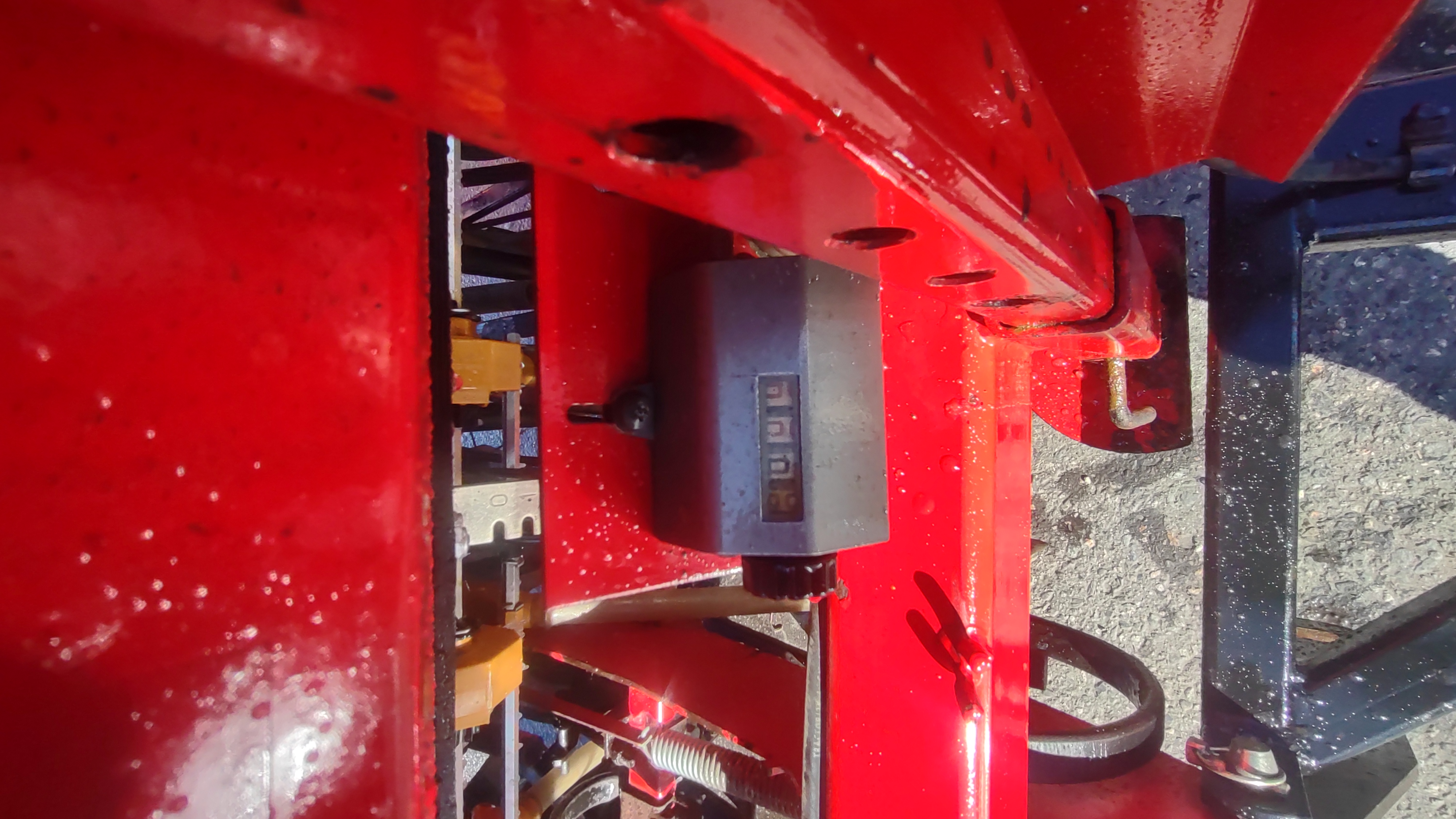 Junkkari Simulta KH2500 kylvölannoitin, käytetty 