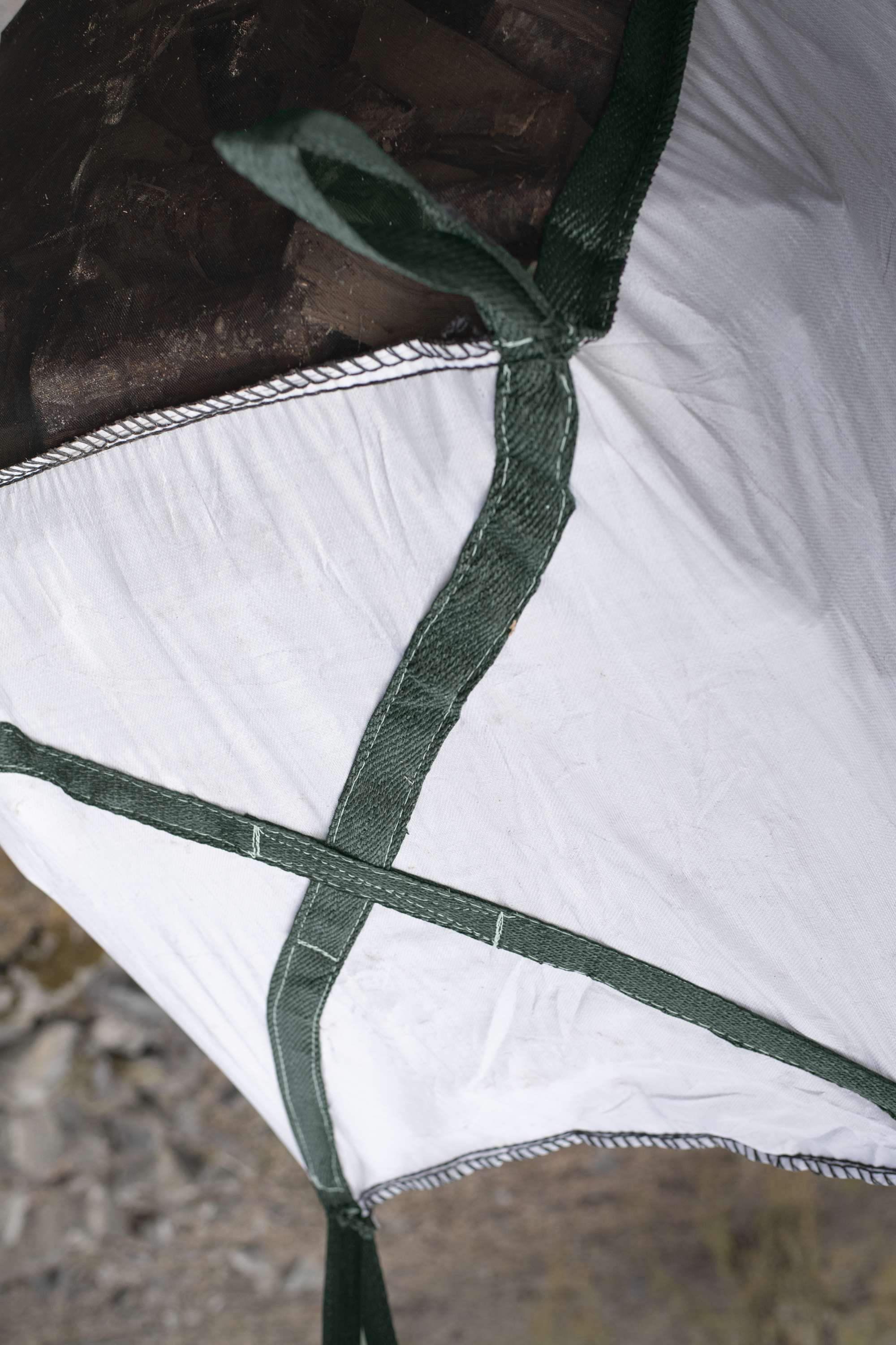 Suursäkki 1,5 m³, 4 + 4 nostolenkkiä *