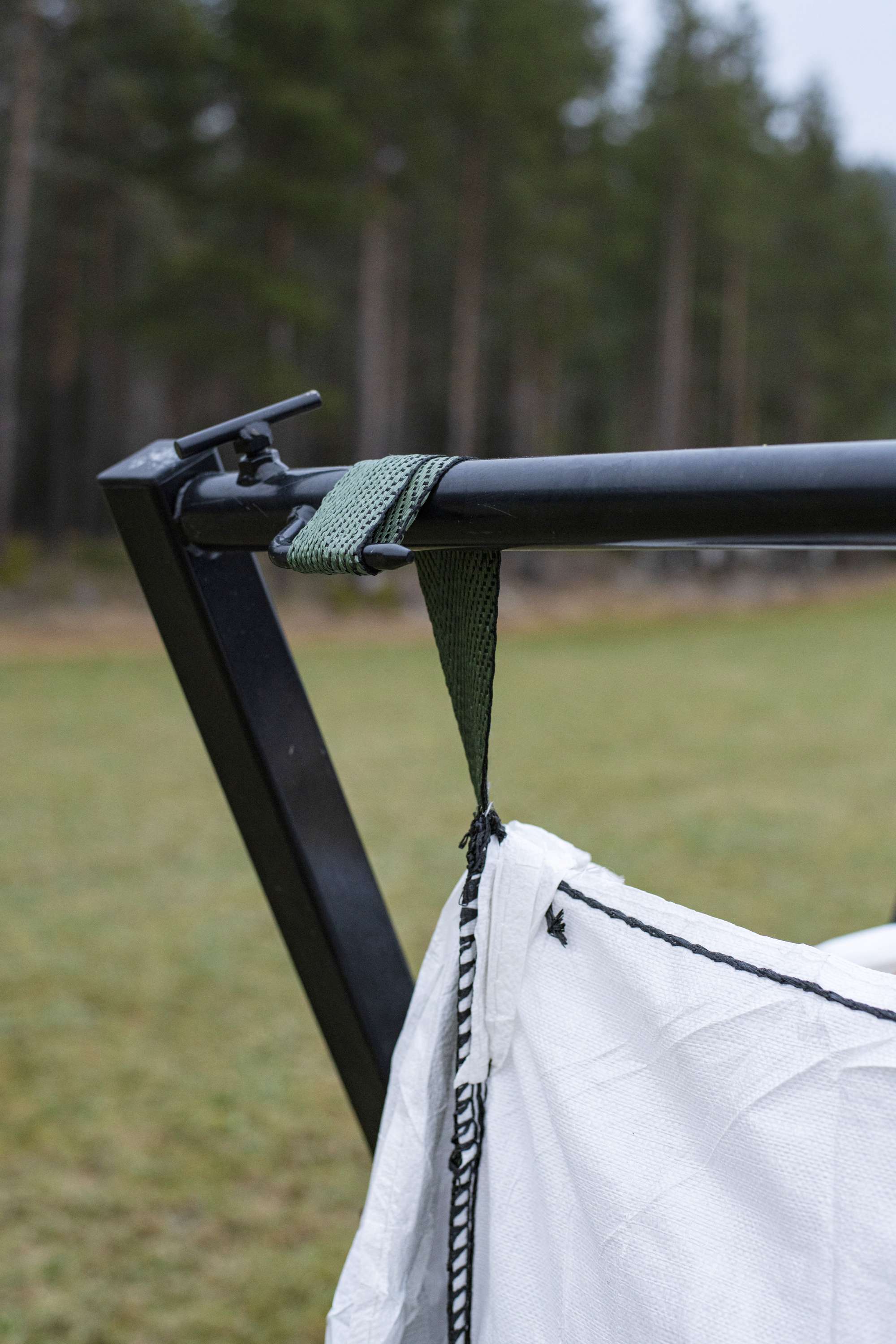 Suursäkki 1,5 m³, 4 + 4 nostolenkkiä *