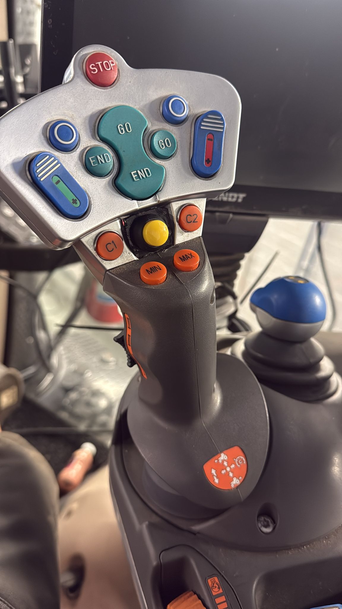 Easy switch käynnistinnappi automaattiohjaukseen 