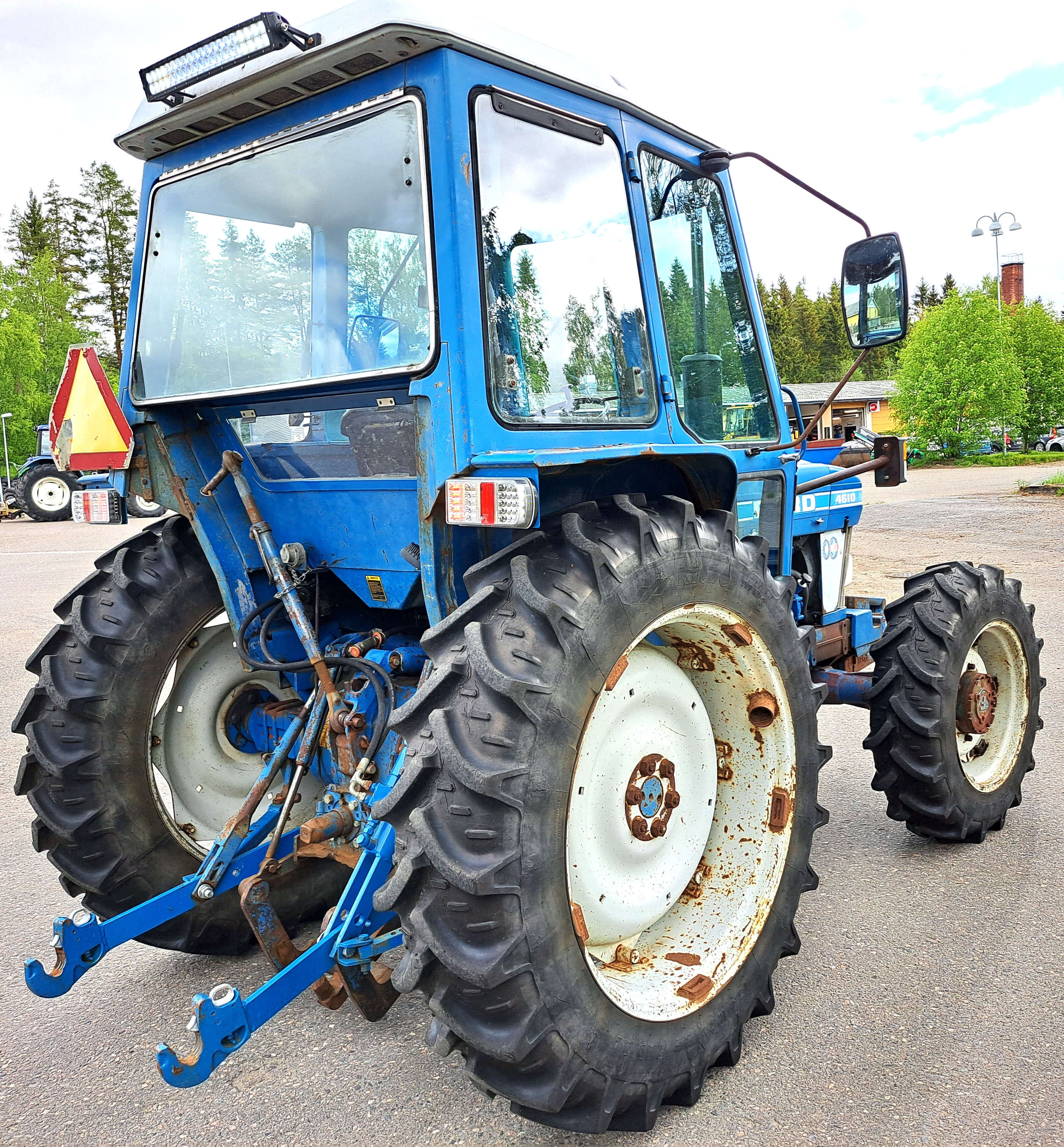 Traktori Ford 4610, käytetty