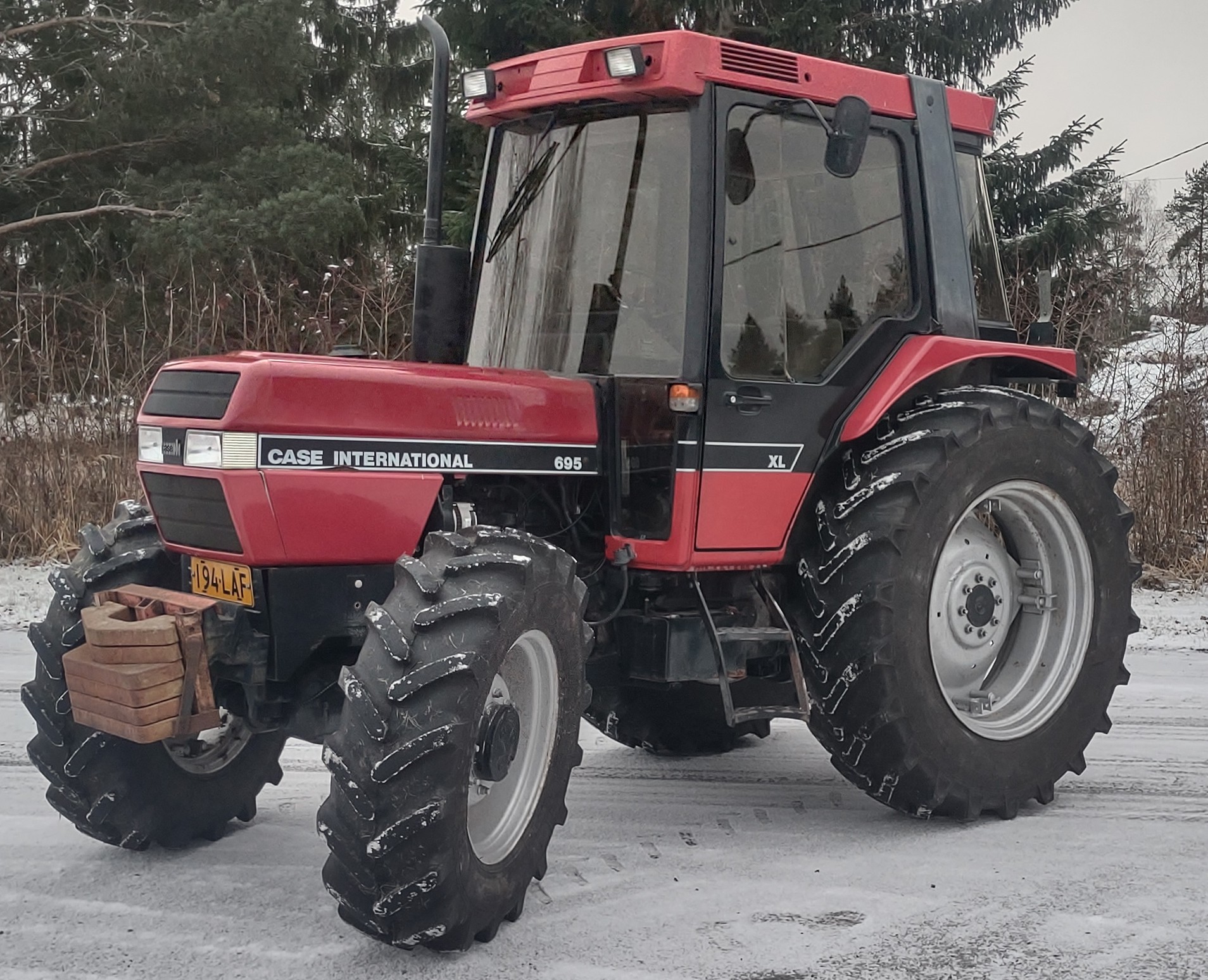 IH International 695 XL, käytetty