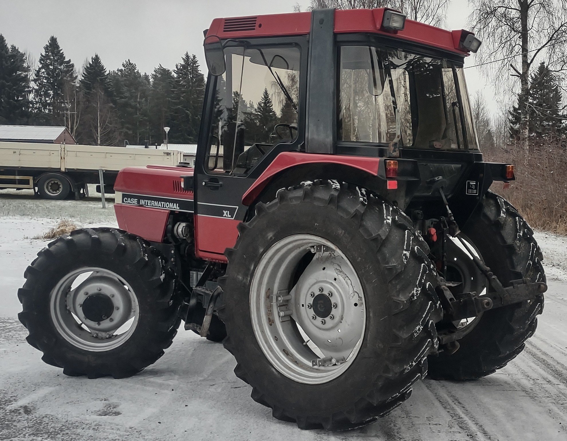 IH International 695 XL, käytetty