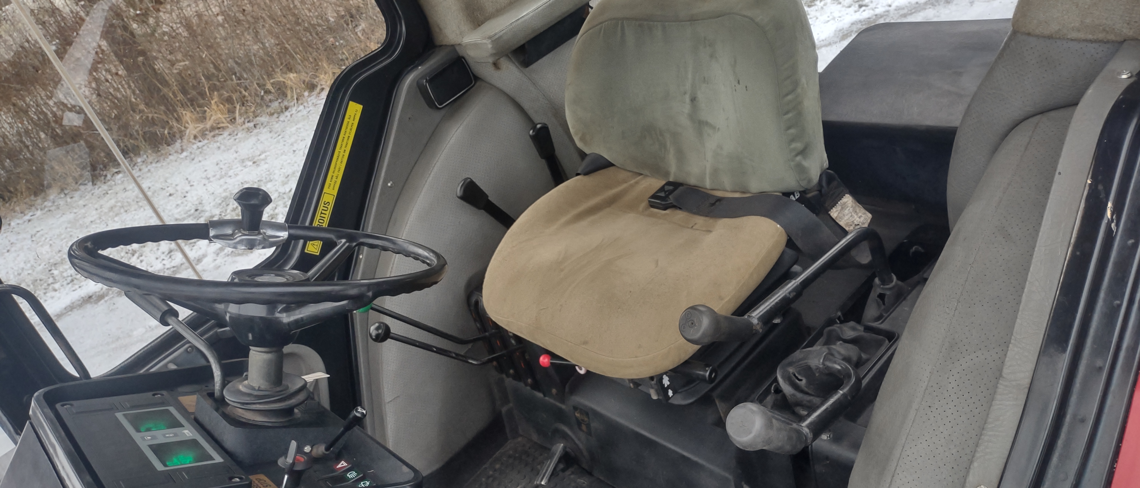 IH International 695 XL, käytetty