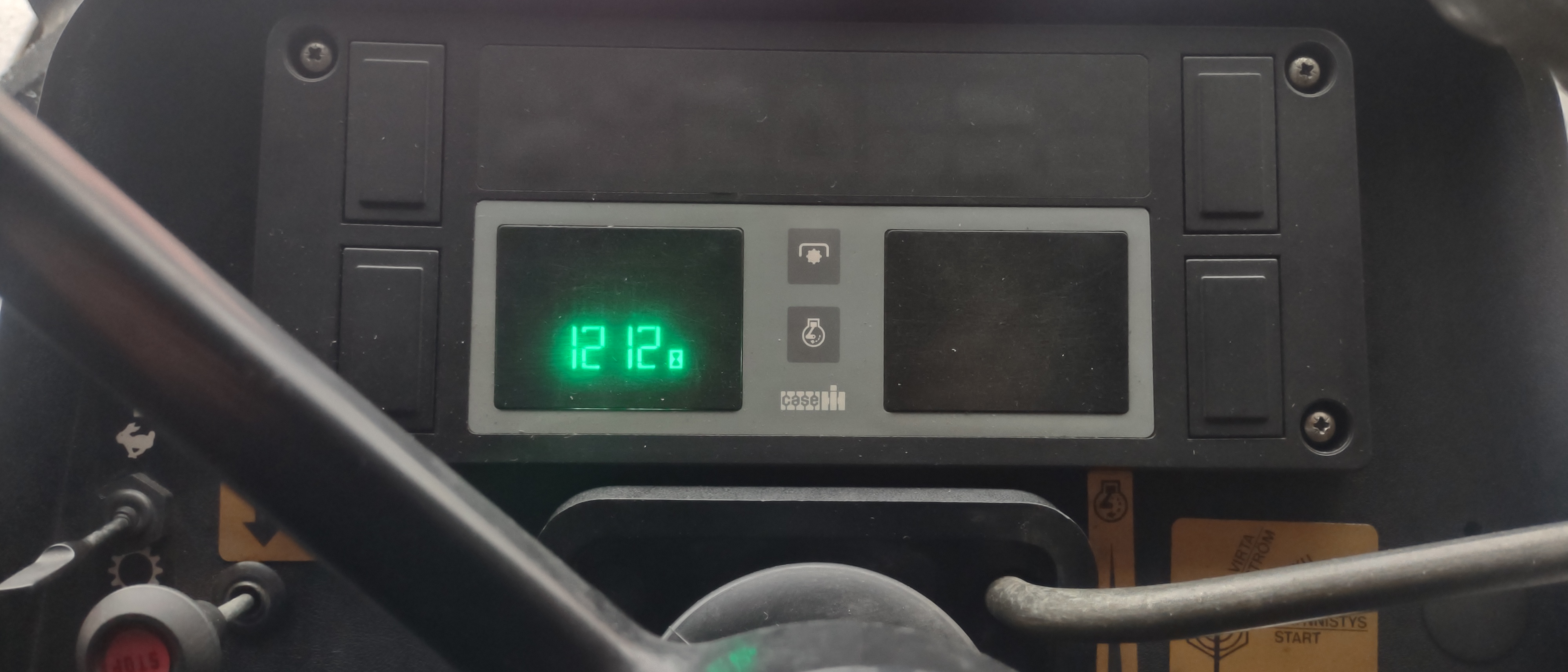 IH International 695 XL, käytetty