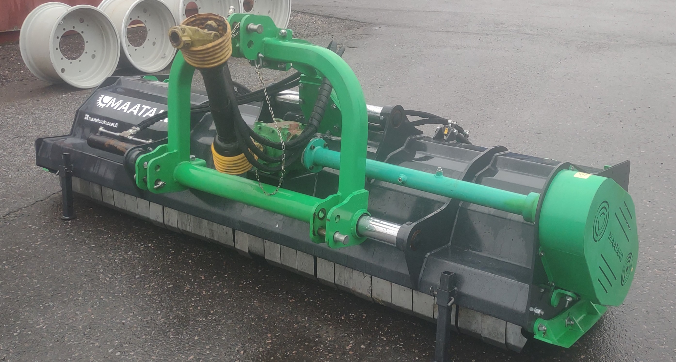 Kesantomurskain MKS 300, käytetty