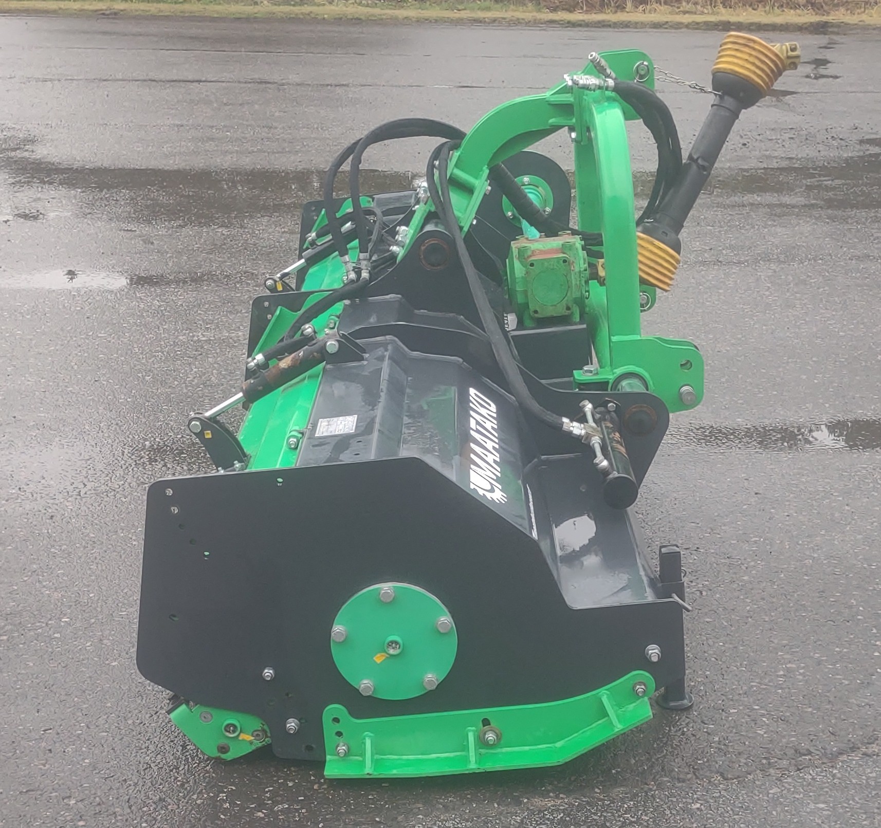 Kesantomurskain MKS 300, käytetty