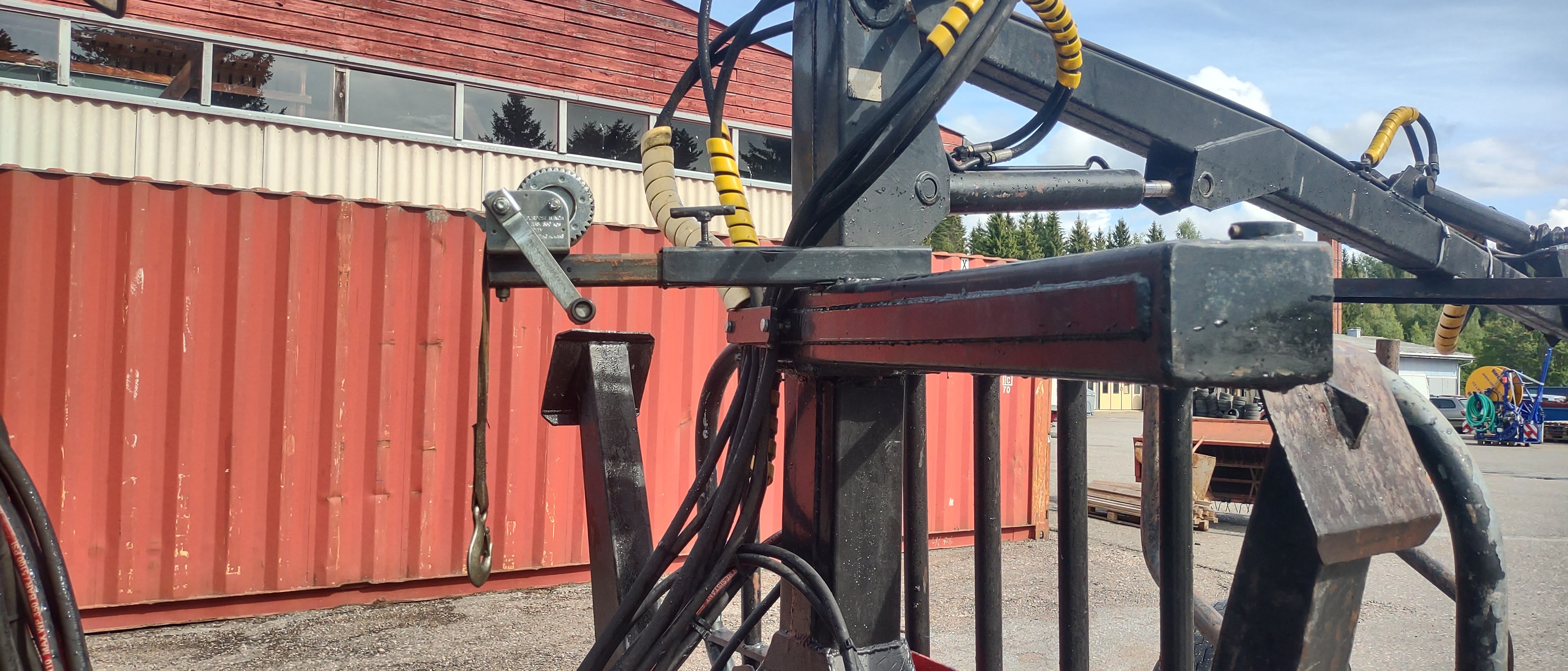 Metsäyhdistelmä, käytetty