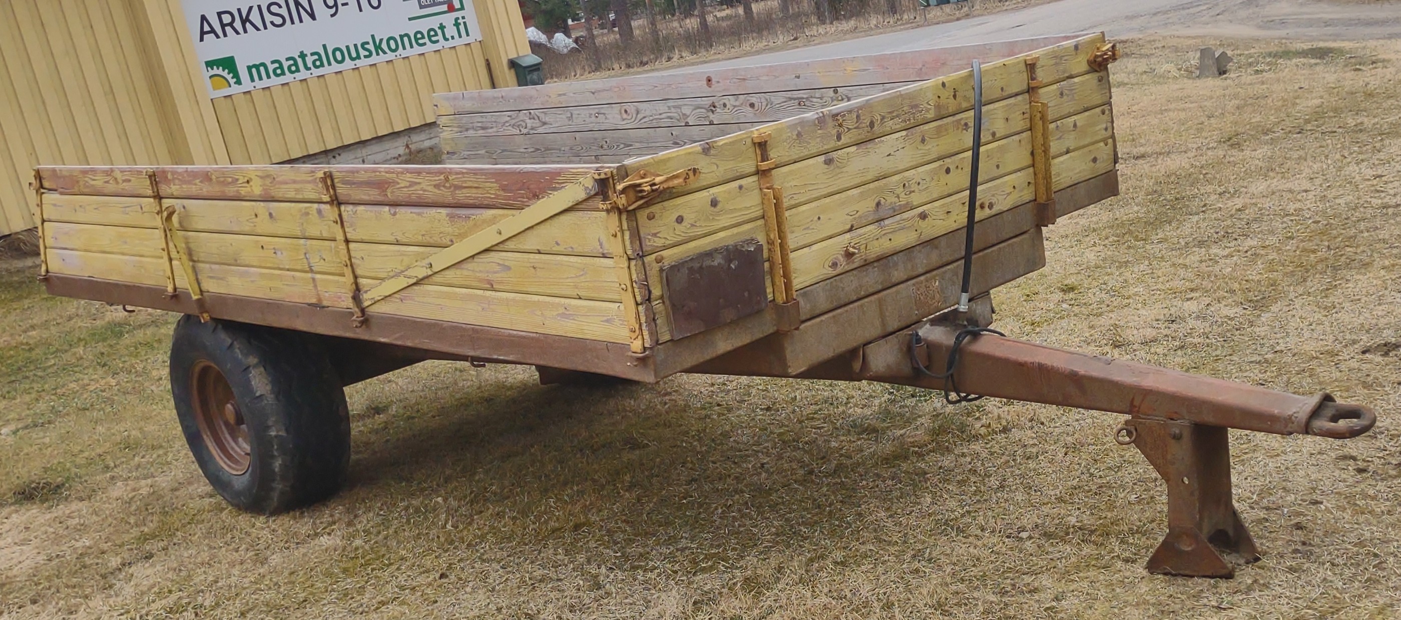 Perävaunu puulaitainen, käytetty