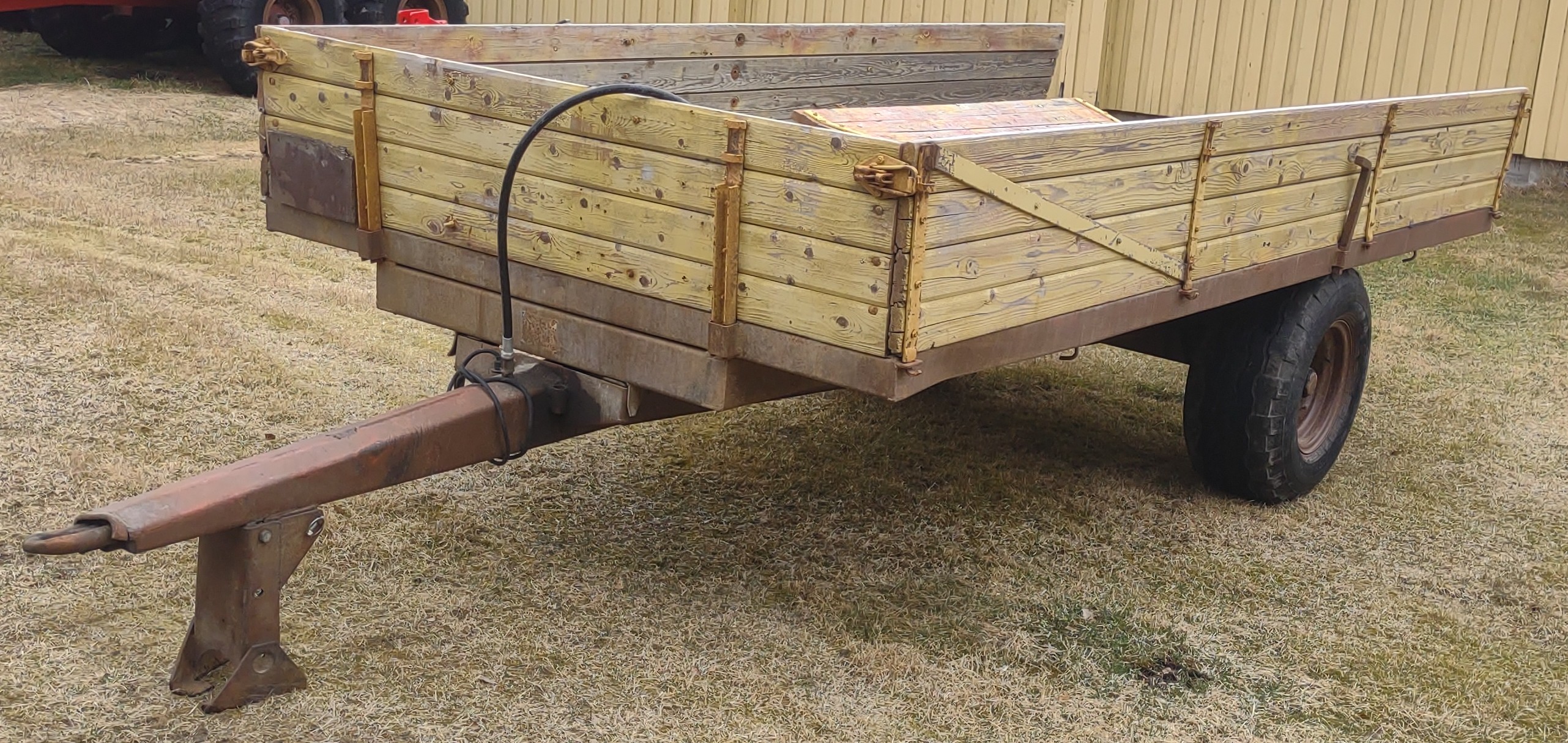 Perävaunu puulaitainen, käytetty