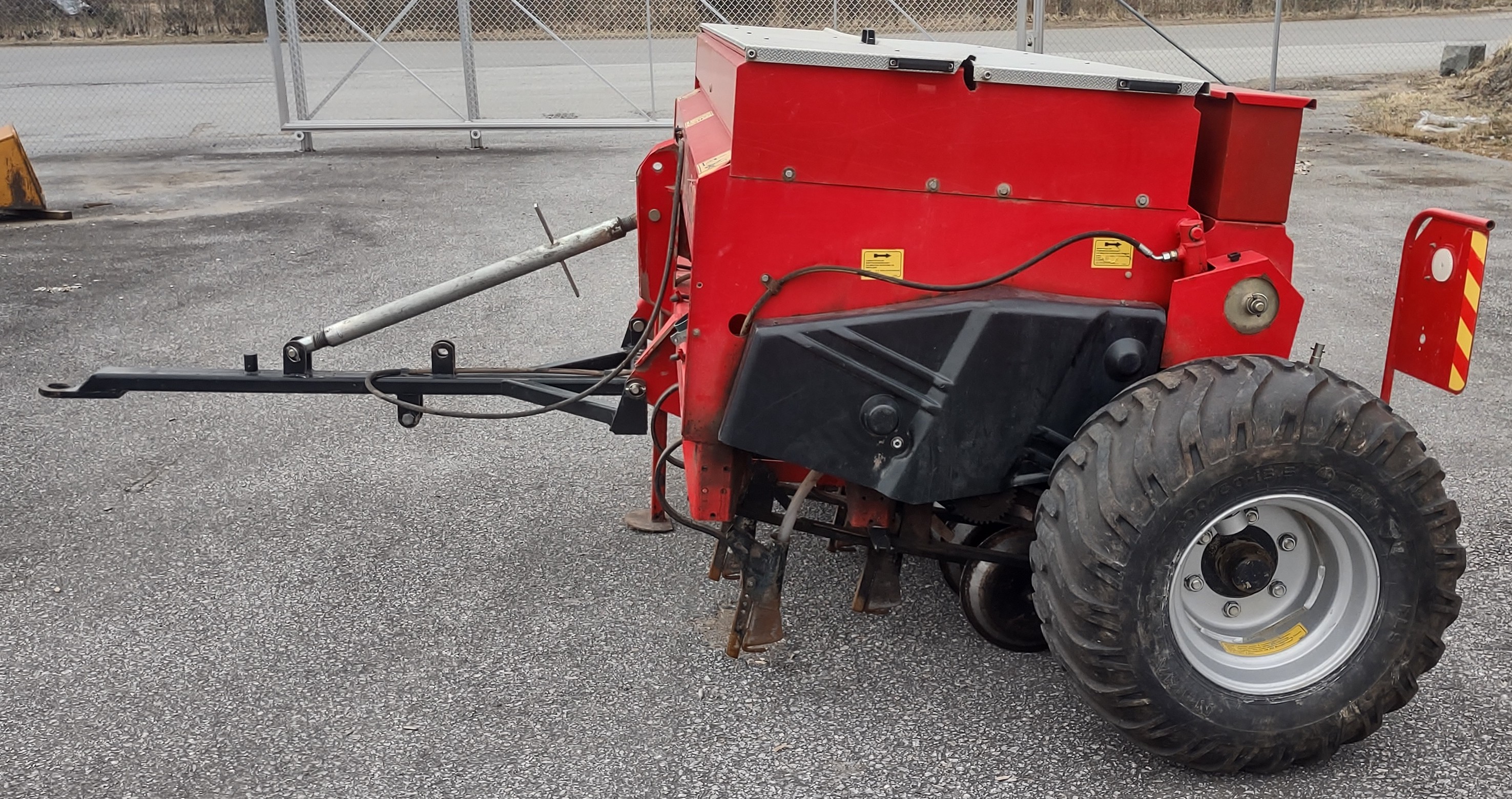 Simulta 2500KH PS-laitteella, käytetty