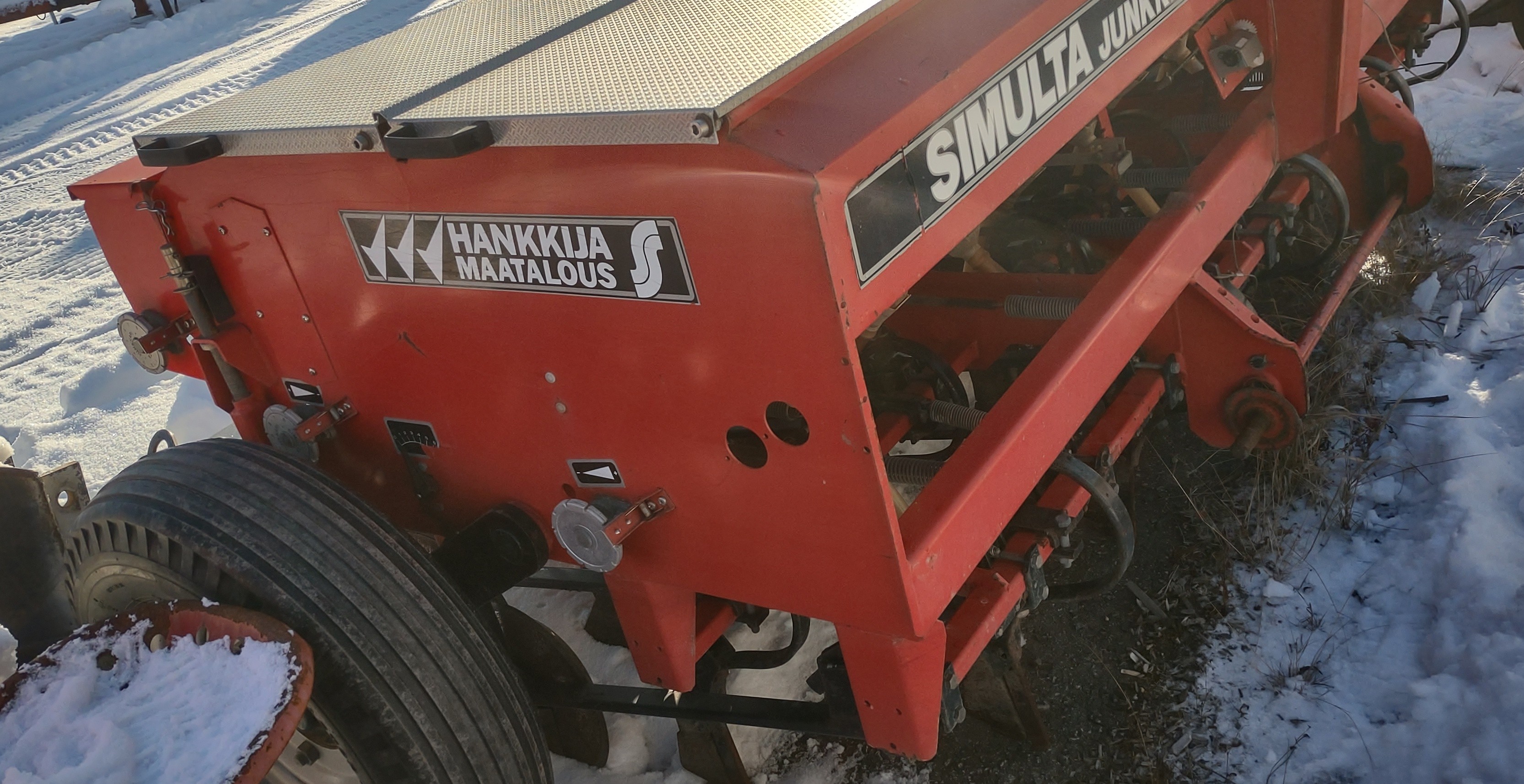 Simulta 2500 PS-laitteella, käytetty