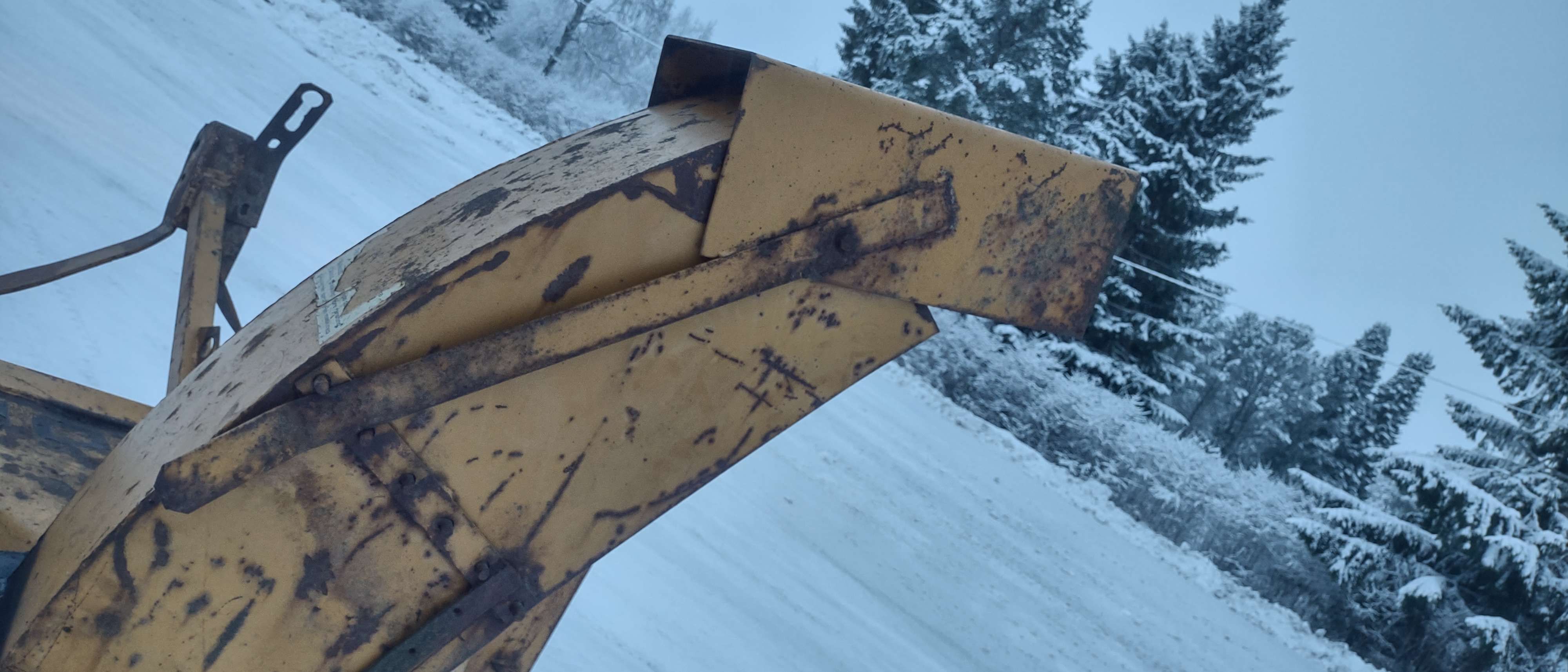 TR-220 Lumilinko, käytetty