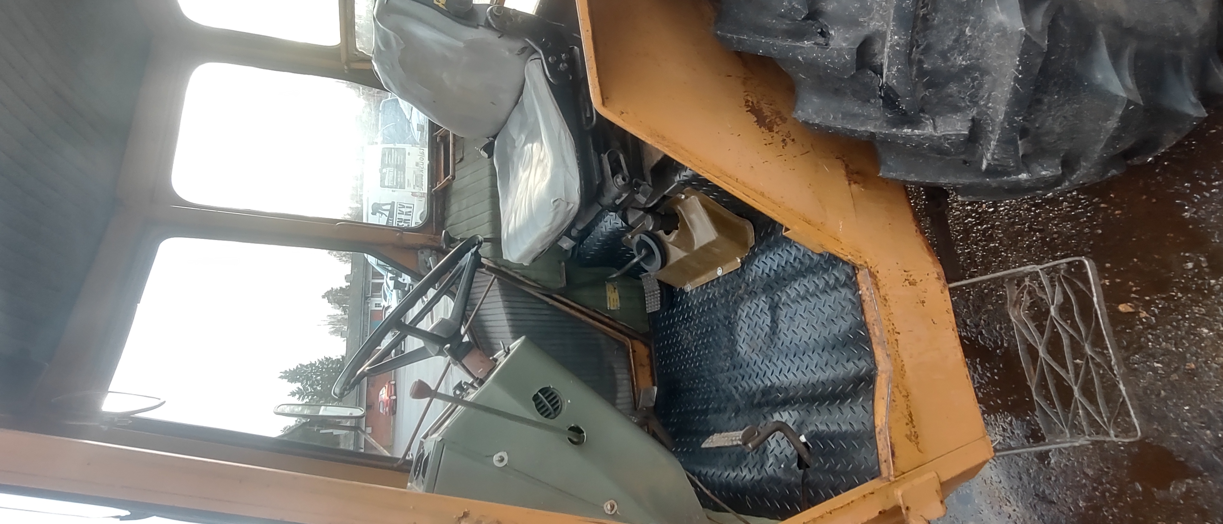 Traktori 502, 360-EAC, käytetty