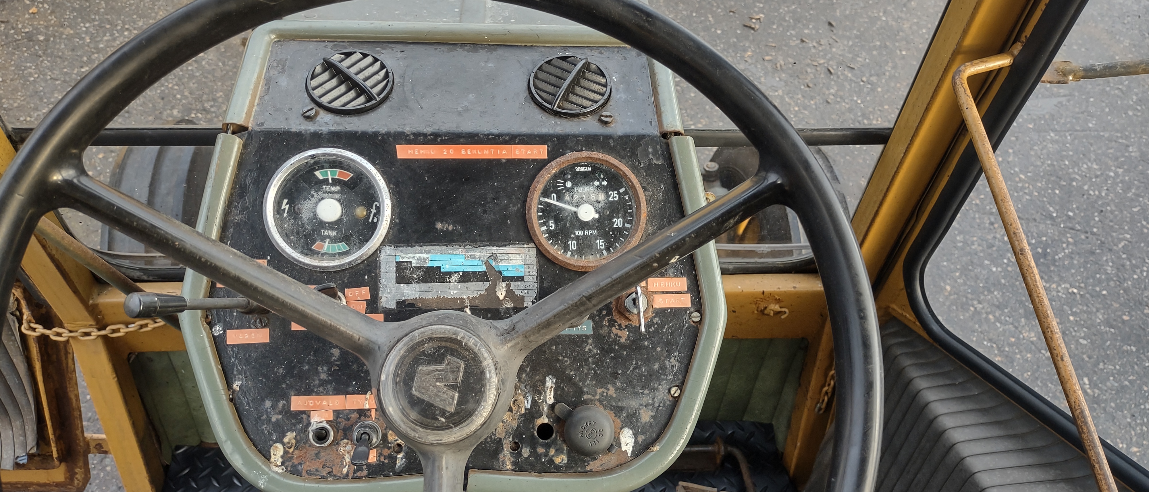 Traktori 502, 360-EAC, käytetty