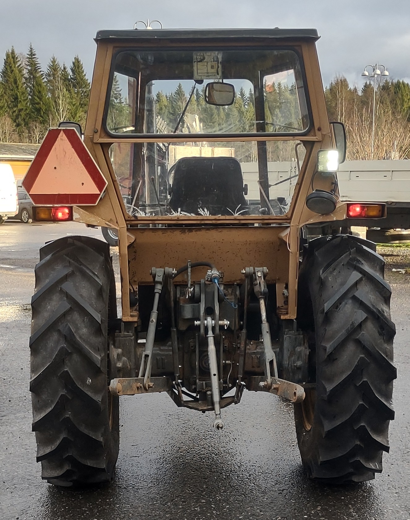 Traktori 502, 360-EAC, käytetty