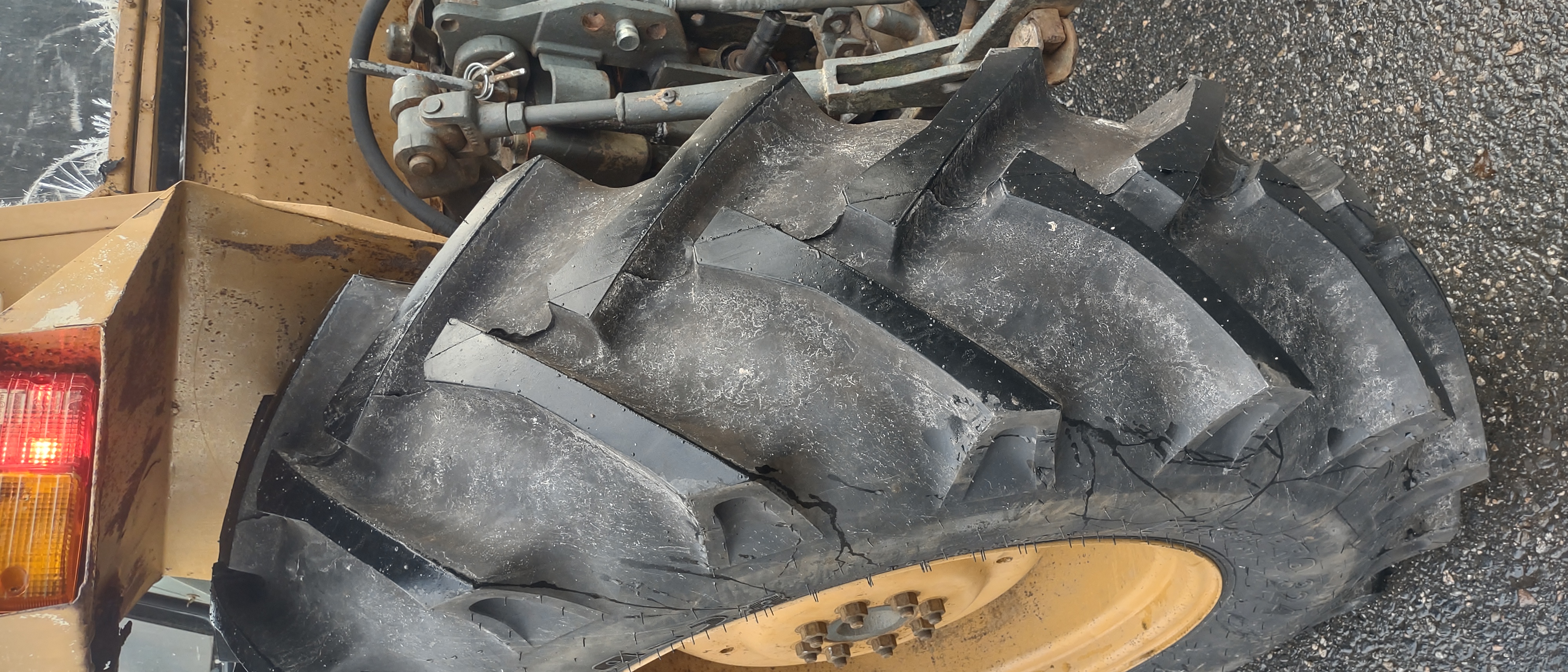 Traktori 502, 360-EAC, käytetty